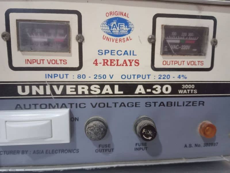 Stabilizer 3000 Watts 1