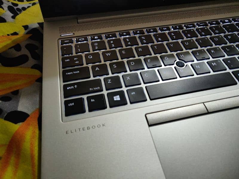 Hp Elitebook 840 G5 core I7 8th generation Laptop Touch vpro model 3