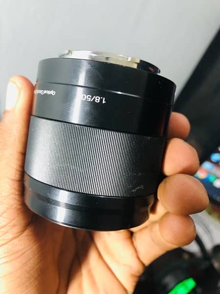 Sony 50mm 1.8 APSC Lens For Mirrorless Camera With Built in OSS 3