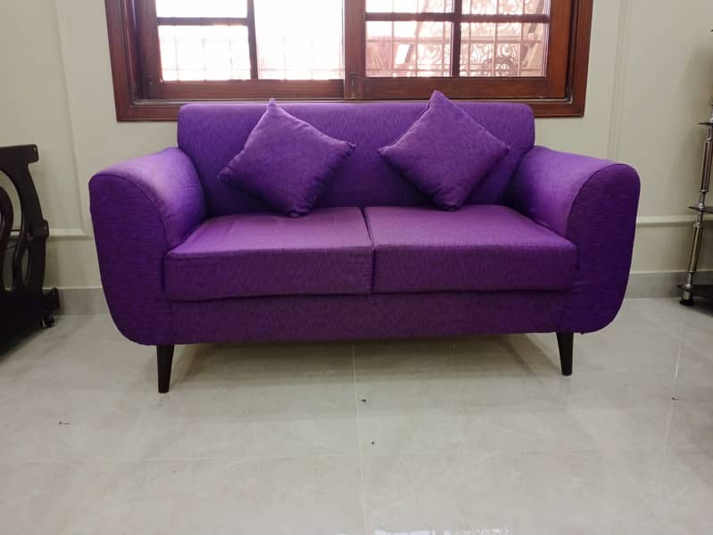 Luxurious sofaset 9 seats in just like new condition 2