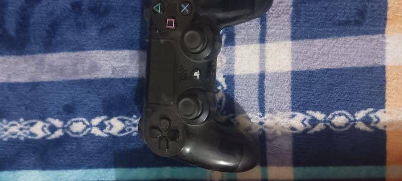 ps4 fat used available with 7