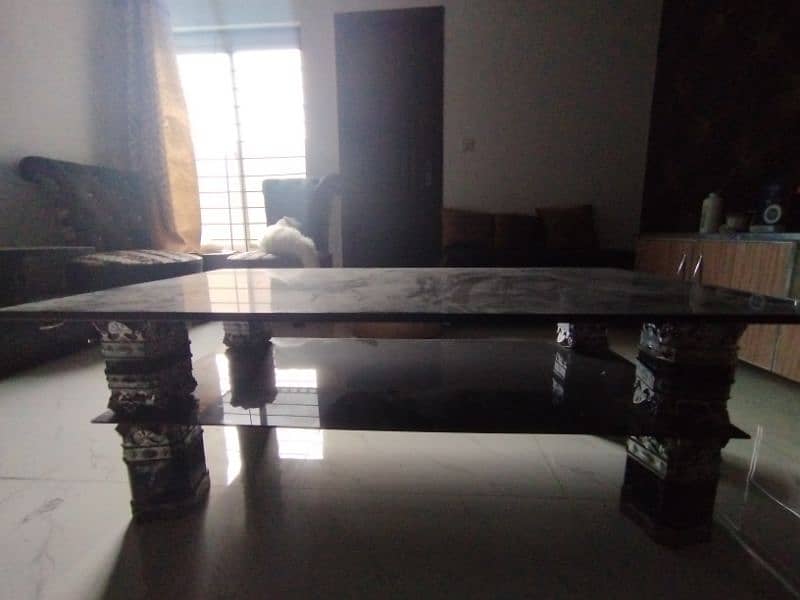 Stylish Center Table with Elegant Glass Top 3