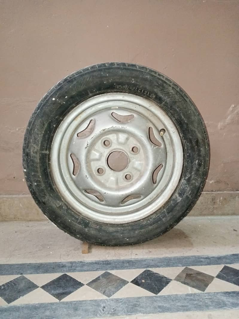 United Bravo 2019 model clutch cable & tyre used R13 (155/65) 3