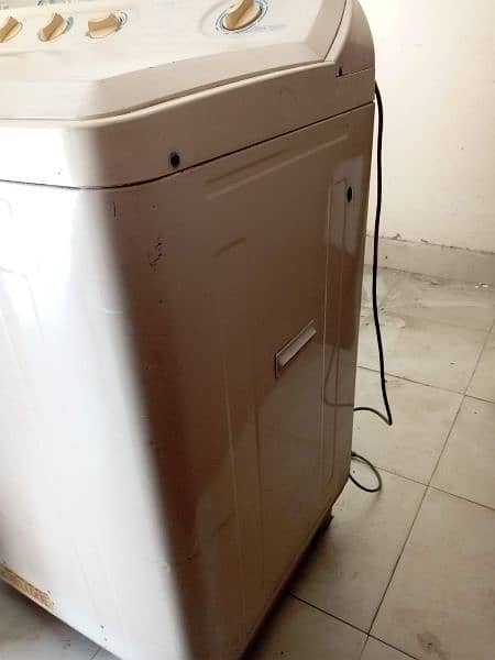 Haier Twin Tub Washing Machine For Sale on Discount 1 Time used A-one 7