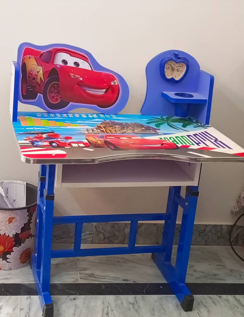 Study table for kids 0