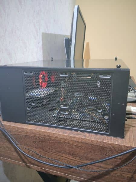Selling BEAST gaming PC for Cheap keyboard and mouse 0