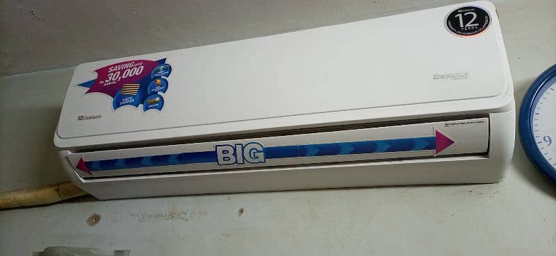 dolins inverter AC 1.5ton like a new 0