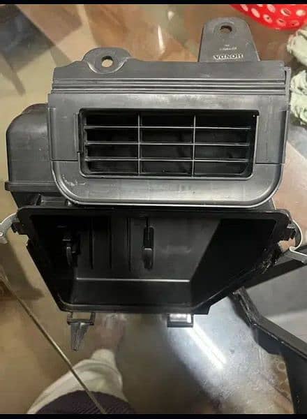 Honda civic 2016-2021 1.8 air filters box 3