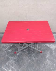 Boss Plastic folding table Red