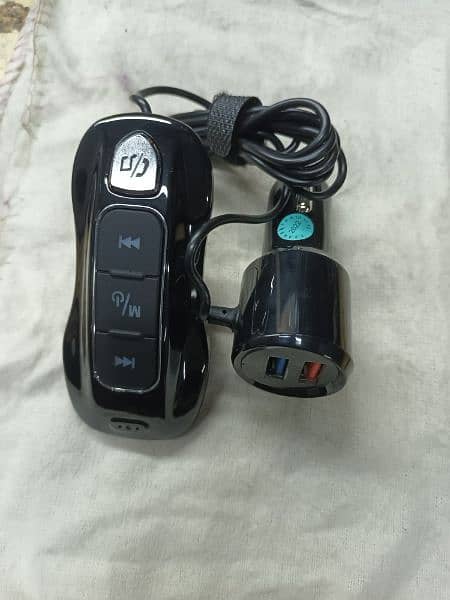 Bluetooth car mp3 music and fast charger 1