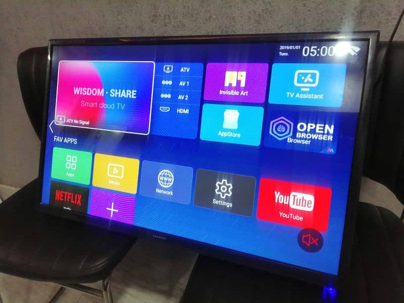 led tv Samsung 43"smart tv UHD,4k box pack 03044319412 1