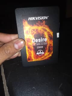 Hikvision 256 GB SSD 0