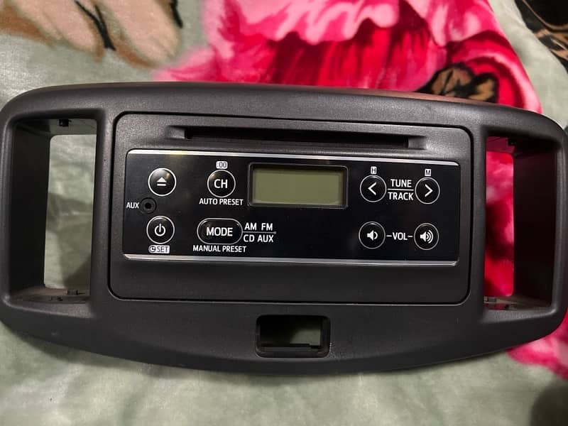 Mira genuine  Cd player with aux and bluetooth 0