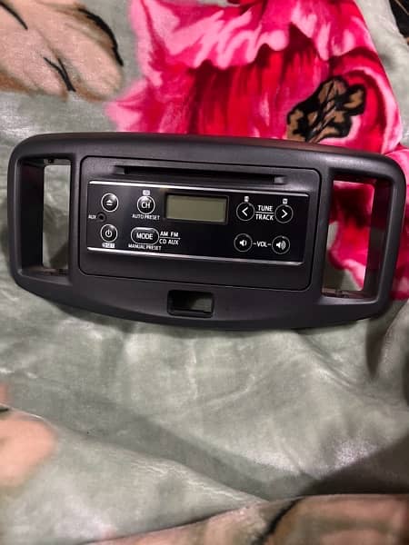 Mira genuine  Cd player with aux and bluetooth 1