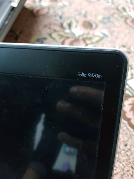 Hp Folio 9470 Core i5.8GB Ram 500.14 inches slim smart. 10/10. windows 10