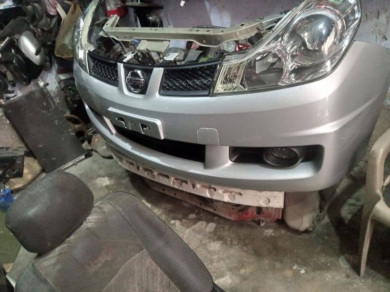 Nissan sunny body and machinal parts 11