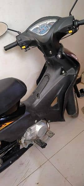 scooty for sale 2