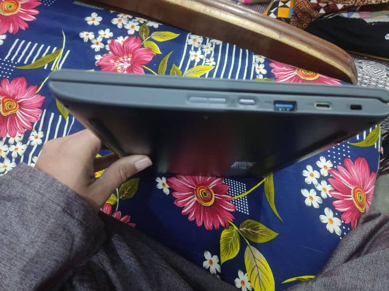 chrome book 2nd generation touch 5