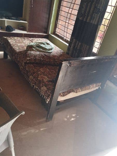 used single bed with foam sale very good condition 5