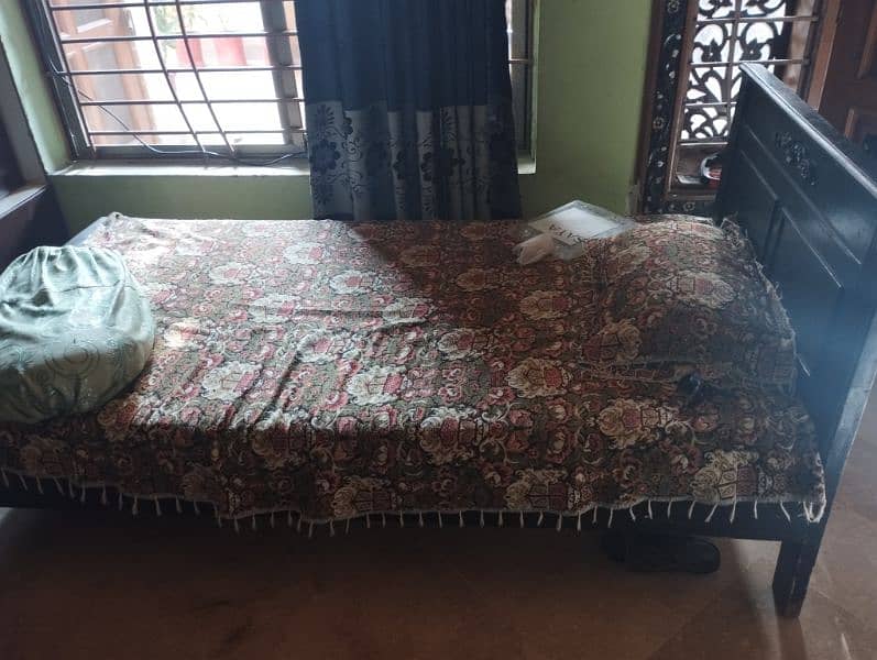 used single bed with foam sale very good condition 8