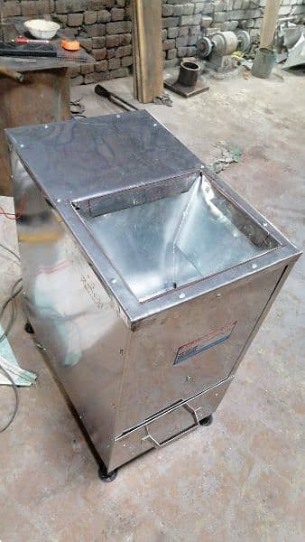 Ice Crusher / Restaurant Equipment / Block Crusher 1