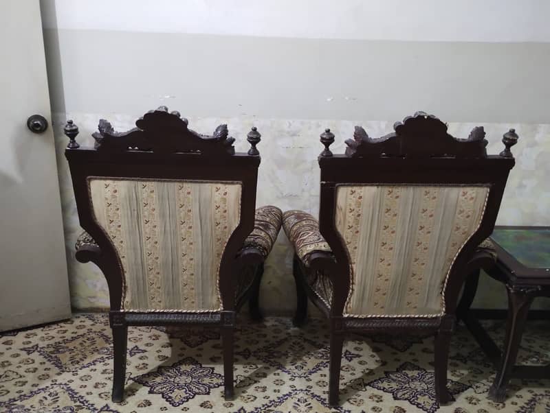 Premium Sheesham Wood’s Unique Sofa Set 6 Seater for urgent sale 2