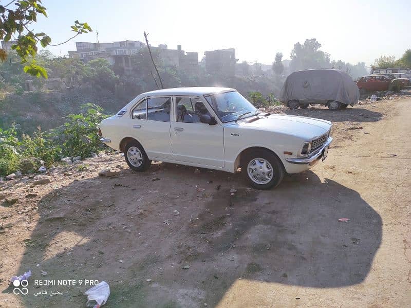 Toyota Corolla 1974 vintage car 4