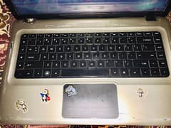 laptop hinges 1 side Damaged  COre i3 4Gb ram 256gb hard disk
