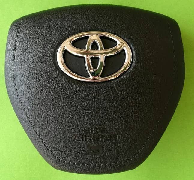 Toyota Yaris 2022 airbag covers and Dashboard pad 0