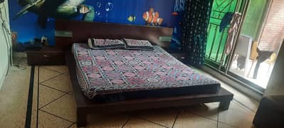 king size Low belly bed