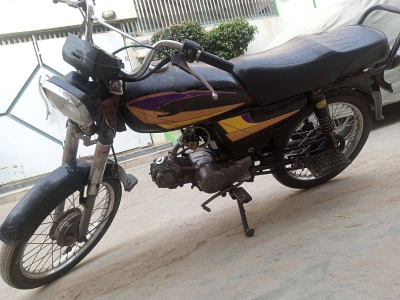 HONDA 70 FOR SALE 2005 , KARACHI NUMBER 6