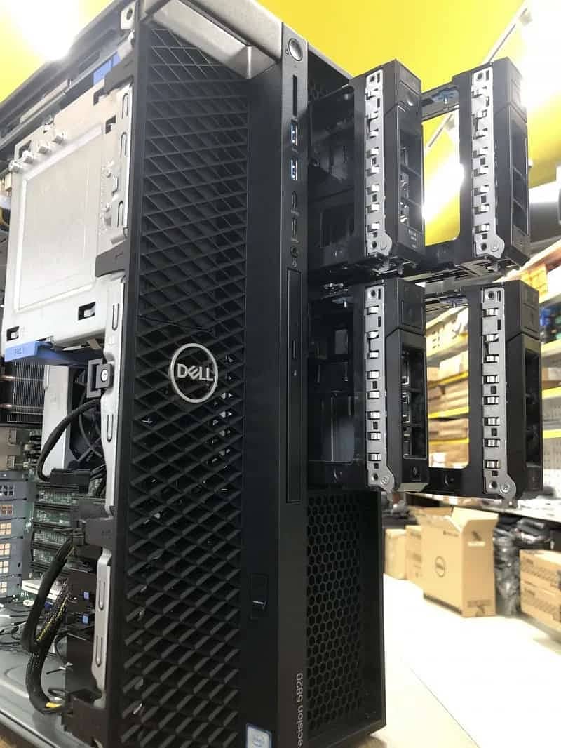 DELL T5820 XEON W-2145 /32 GB/ 512 GB NVME M. 2 Workstation 1