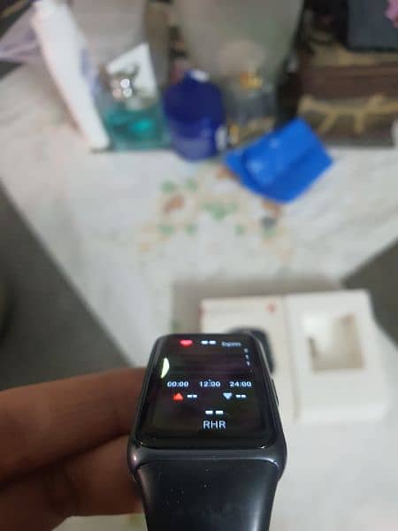 Huawei Band 6 With Box and Charger. 5