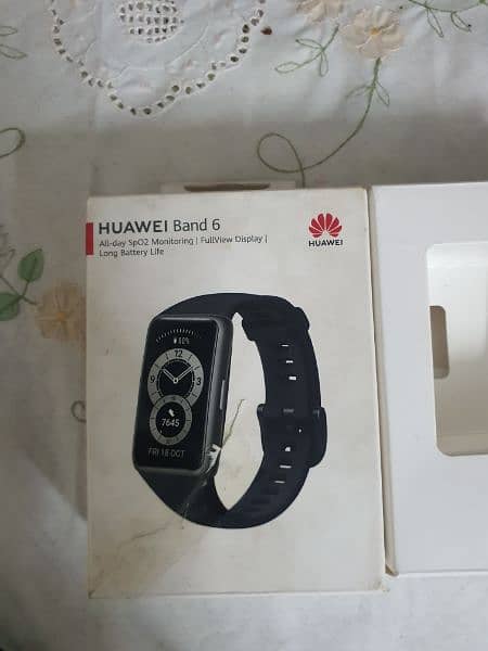 Huawei Band 6 With Box and Charger. 6