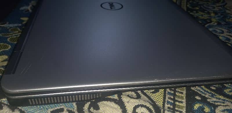 Laptop Dell Latitude E7440 i7 4th generation 256 ssd n 500gb hard 2