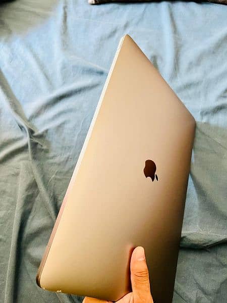 MacBook Pro 2018 15.4 inch 2