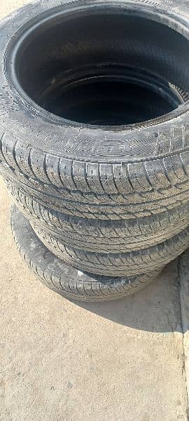 honda city tyres like new condition 3