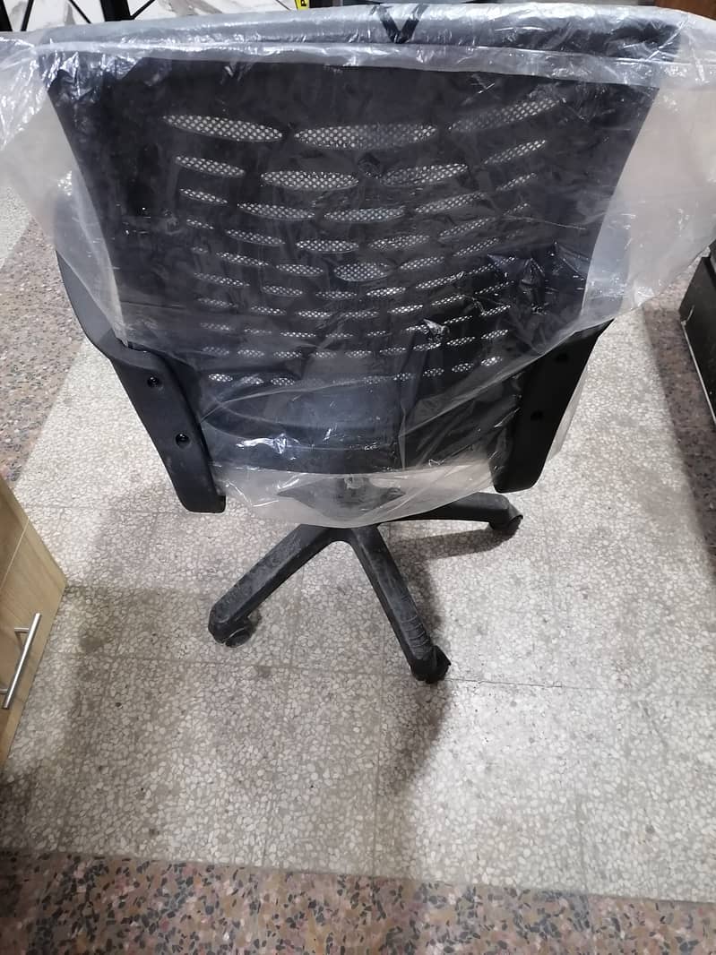 Mesh Chairs, computer chairs, office furniture, revolving chairs 1