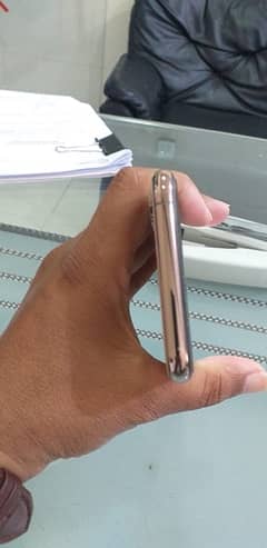 Iphone Xs Gold Colour(Non PTA)