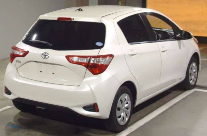 Toyota vitz 2019 ( unregistered ) fresh import 2
