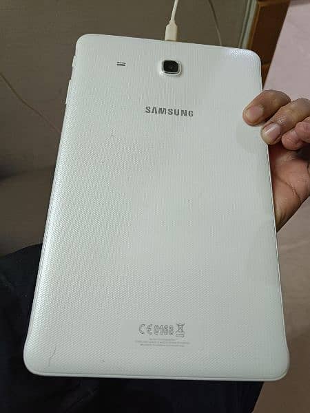 Samsung Tab E 3