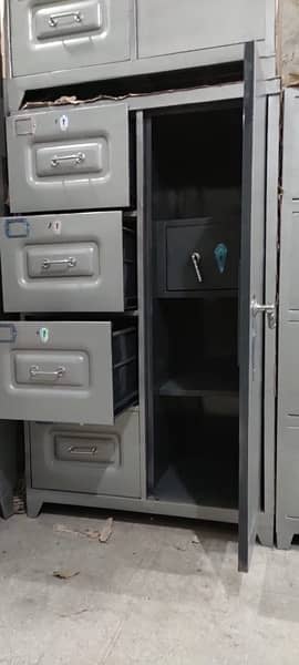 File Cabinets & lockers 3