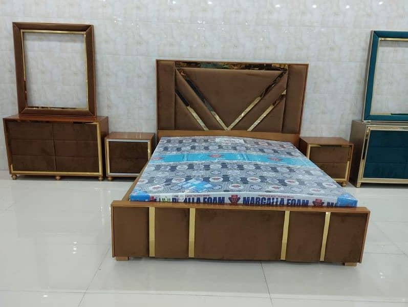 new royal style King size bed set 0
