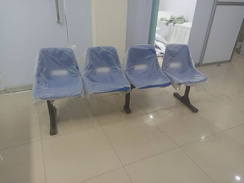 visitor bench | waiting area bench | patient bench | outdoor bench 0