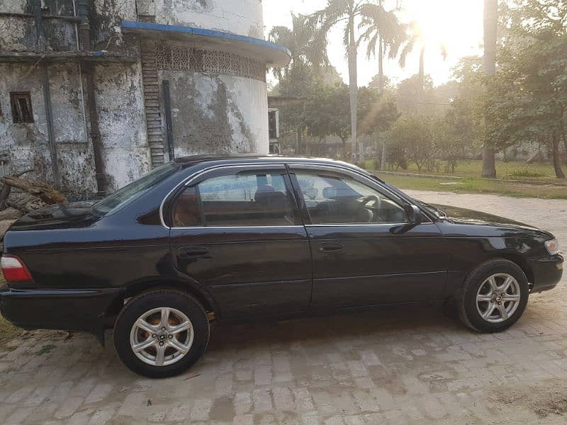 Corolla Gli 1.6 Limited Indus 1997 4