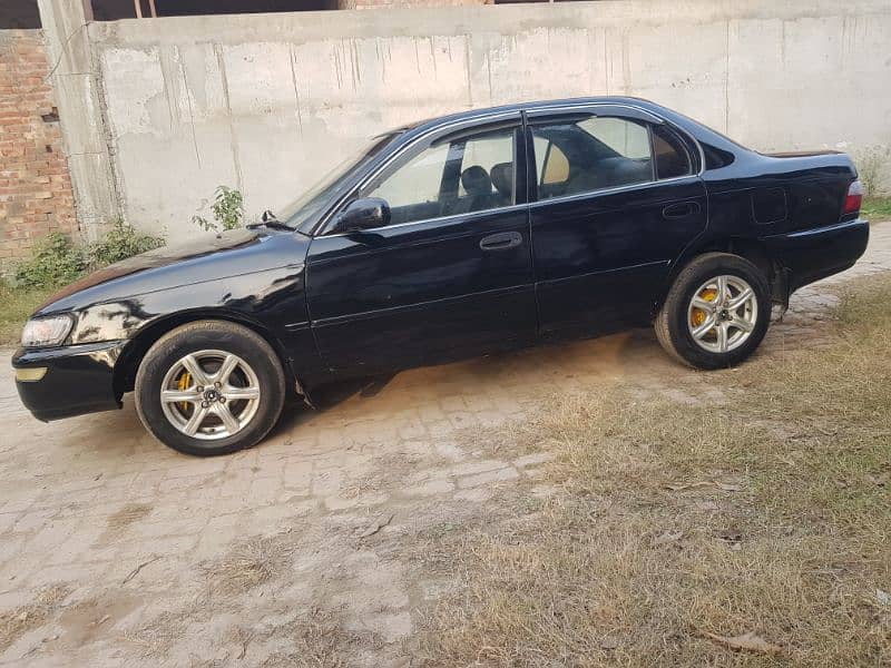 Corolla Gli 1.6 Limited Indus 1997 5