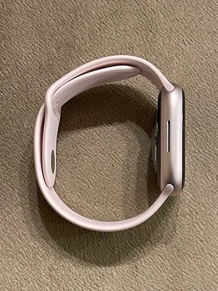 Apple watch series 9 45mm Pink 3
