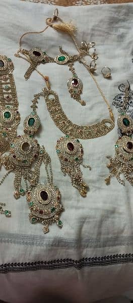 Elegant and Party Wear jewelry set just one time used 1