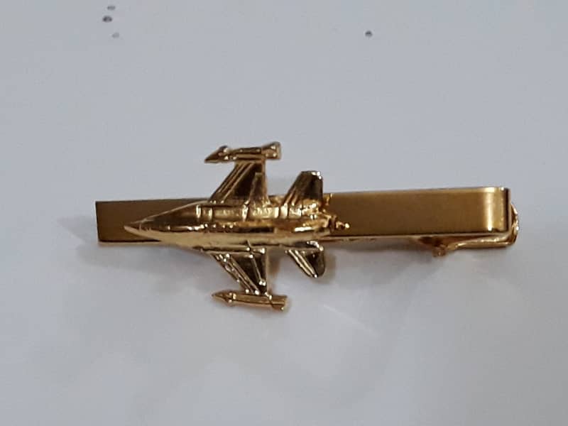 Tie Clip and Tie Pin F16 shape 0