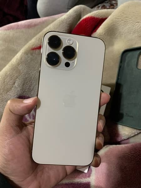 I phone 14 pro max gold color came from uk 2